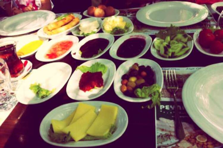 30 Tl Serpme Kahvalti Derebahce Restoran Osmangazi Resmi Tripadvisor